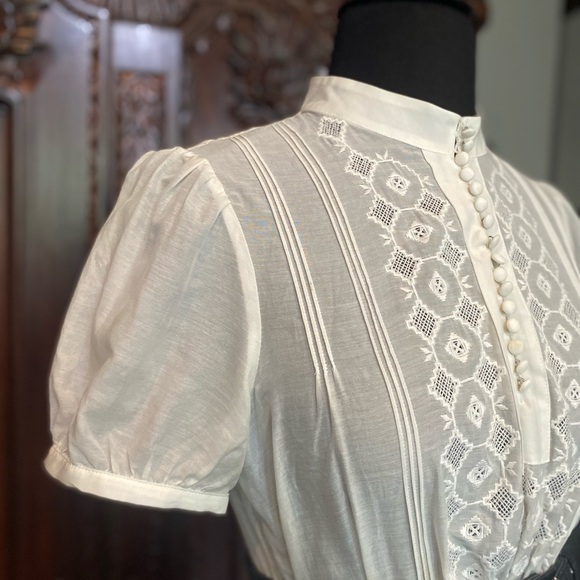 NWT BCBG MAXAZRIA WHITE BLOUSE/BLUE PINSTRIPE SKIRT DRESS, SIZE6 - Picture 9 of 11